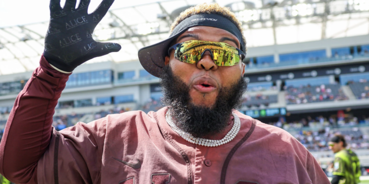 Male Comedian’s Erika Kirk Impersonation Draws Outrage