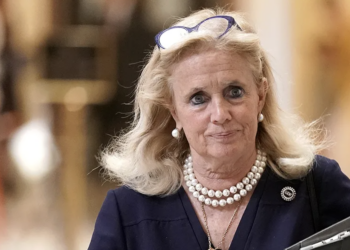 Democratic Rep Loses All Composure When Questioned By Voter