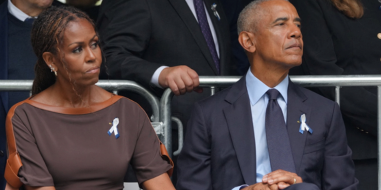 Barack And Michelle Obama Announce The Death Of Family Dog Sunny