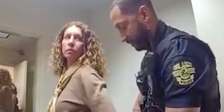 Florida Mom Raged At Kids For Calling 911 During Vegas Trip